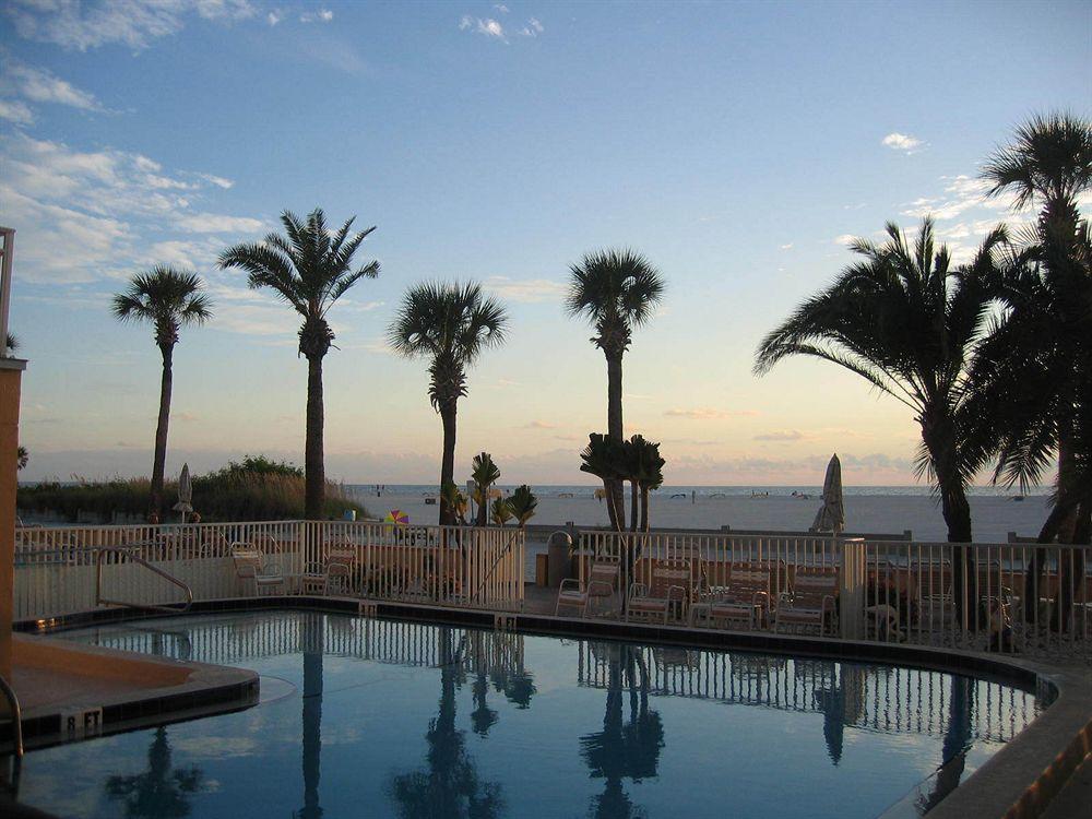 Page Terrace Beachfront Hotel St. Pete Beach Exteriör bild