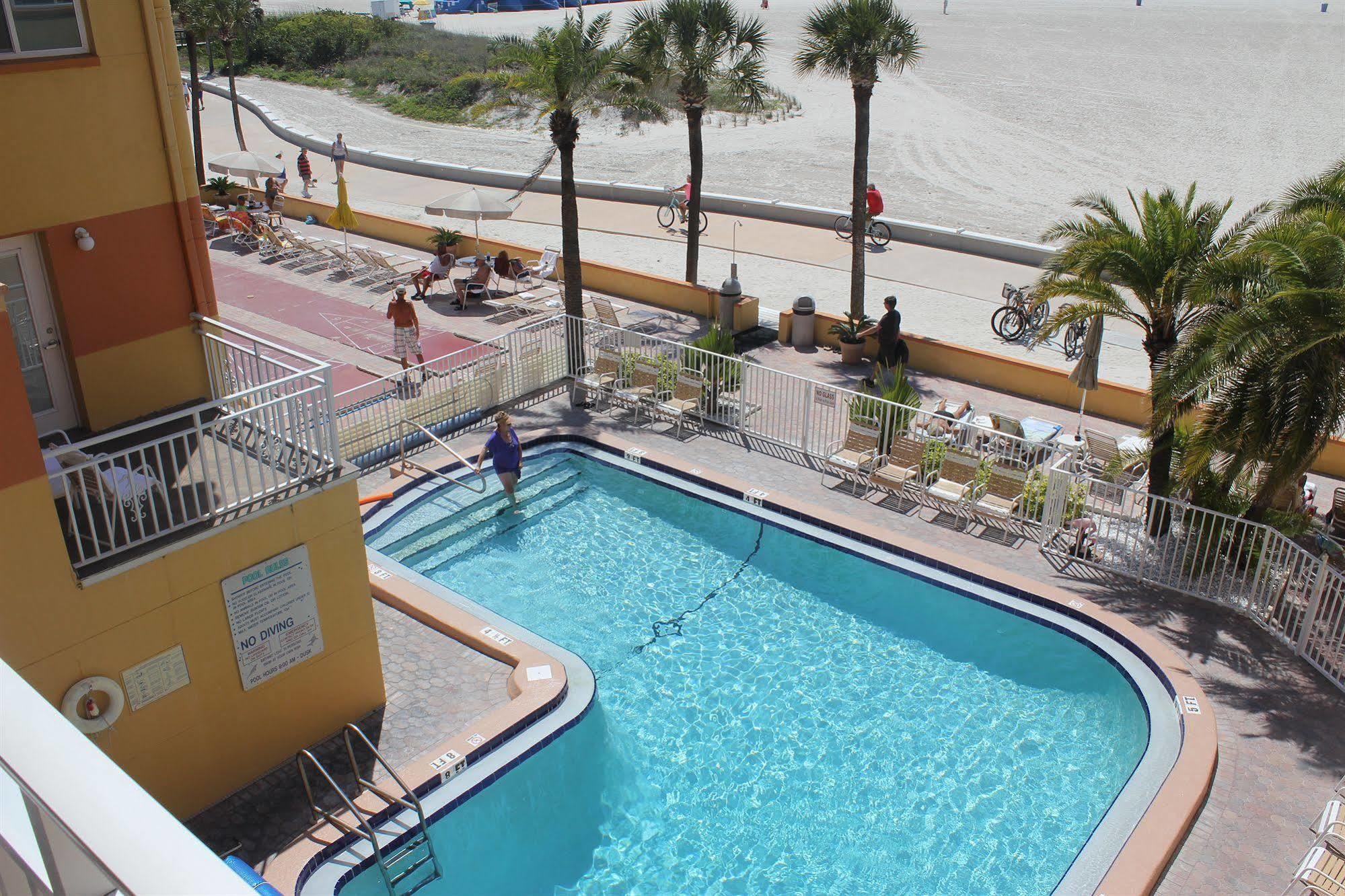 Page Terrace Beachfront Hotel St. Pete Beach Exteriör bild